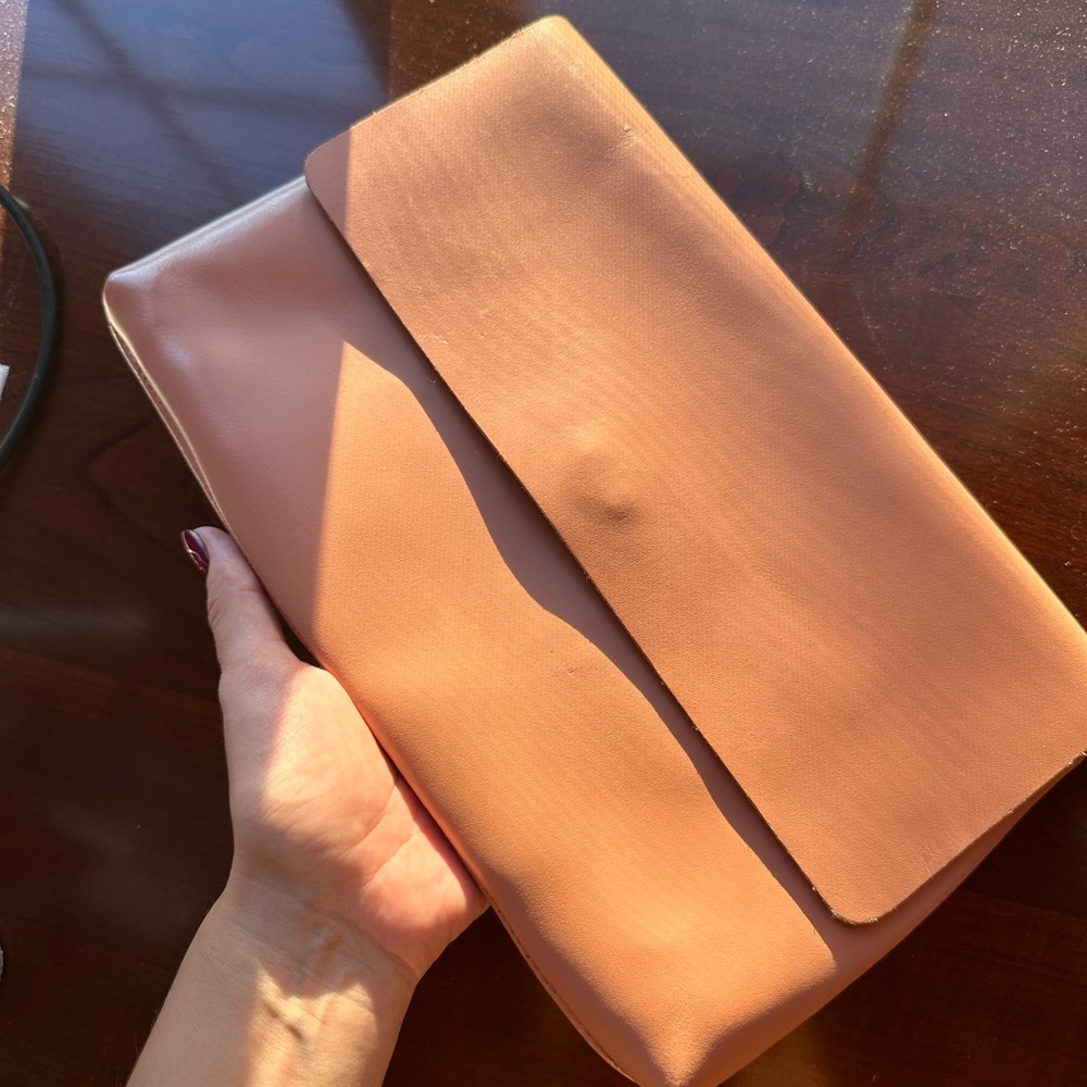 TOPSHOP Leather clutch bag